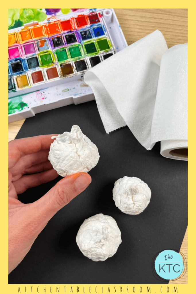 Make your own three dimensional pumpkin sculpture using just toilet paper and water.