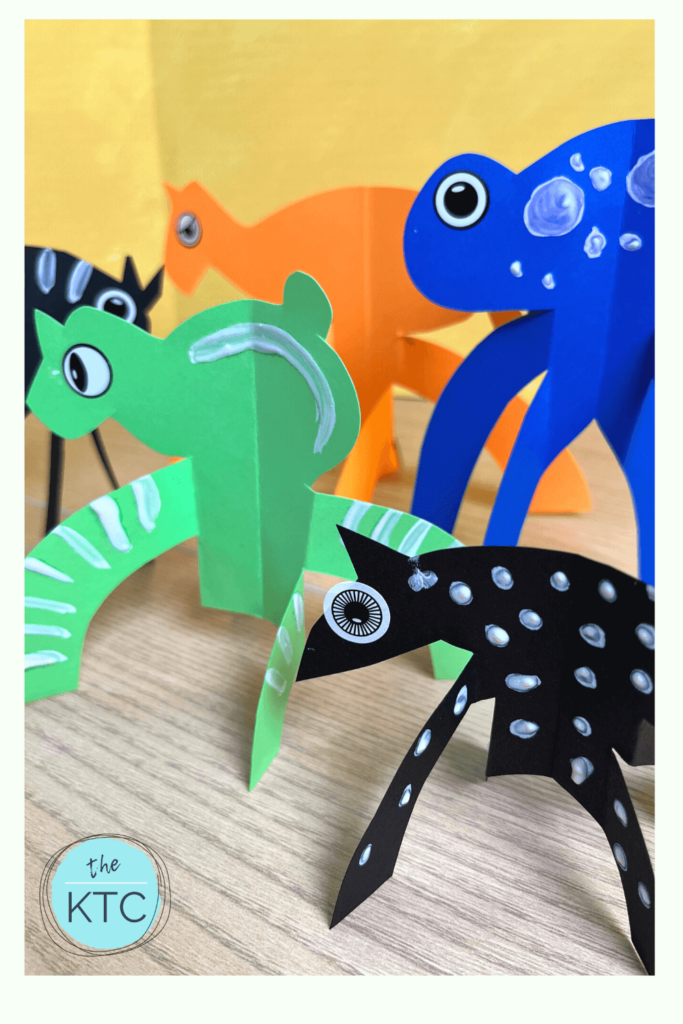 Paper animals sculptures for kids are inspired by the monumental sculptures of Alexander Calder.